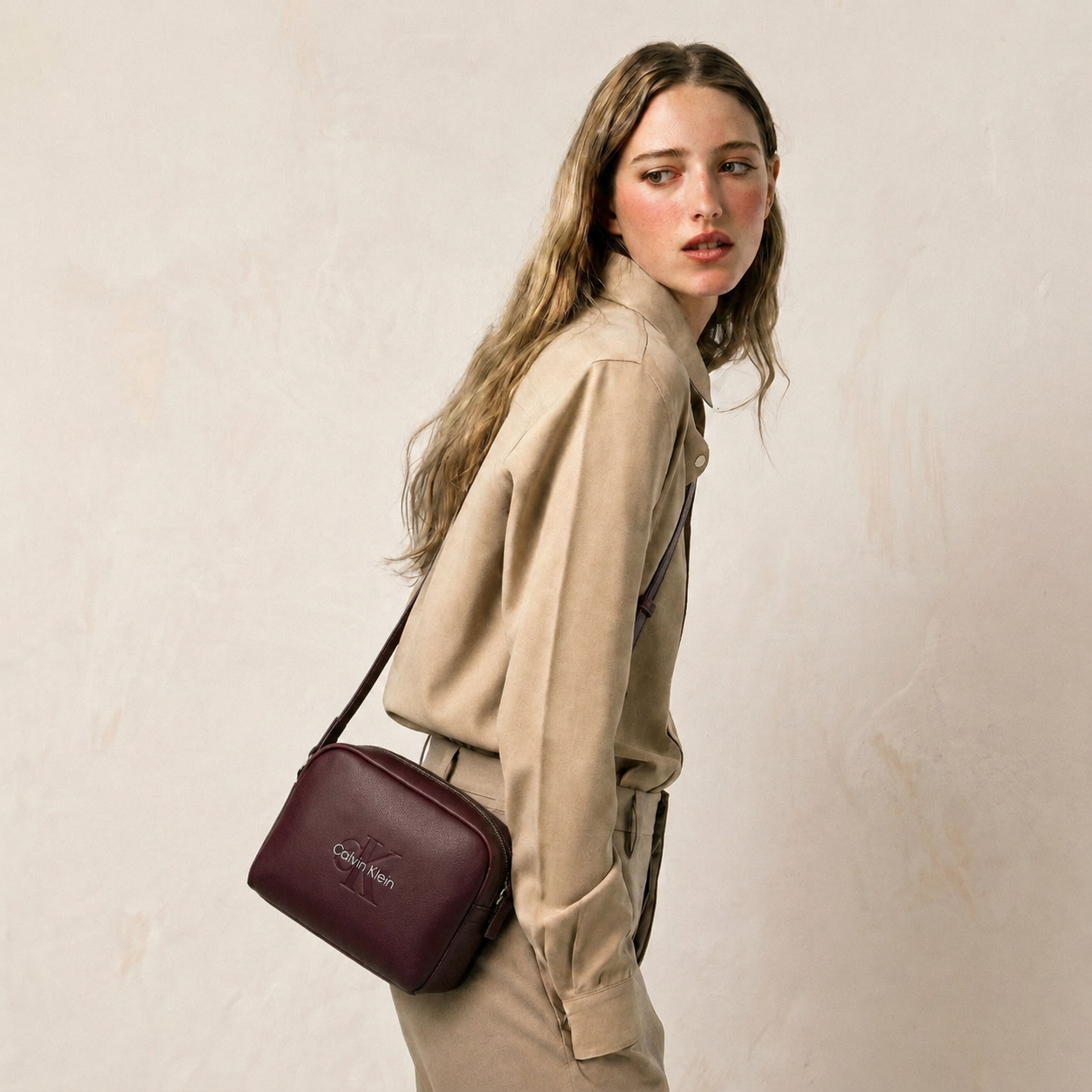 Women - Crossbody Bags