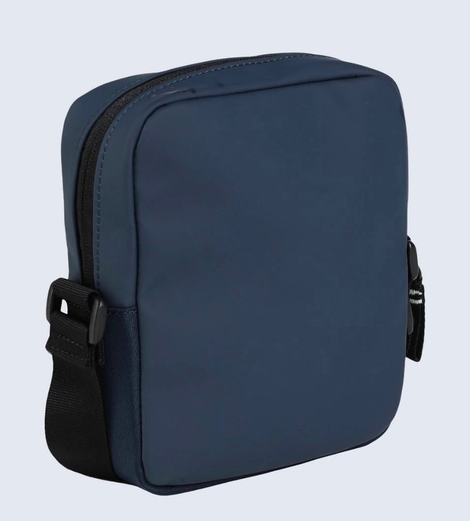 Essential Reporter Crossbody Bag – Navy