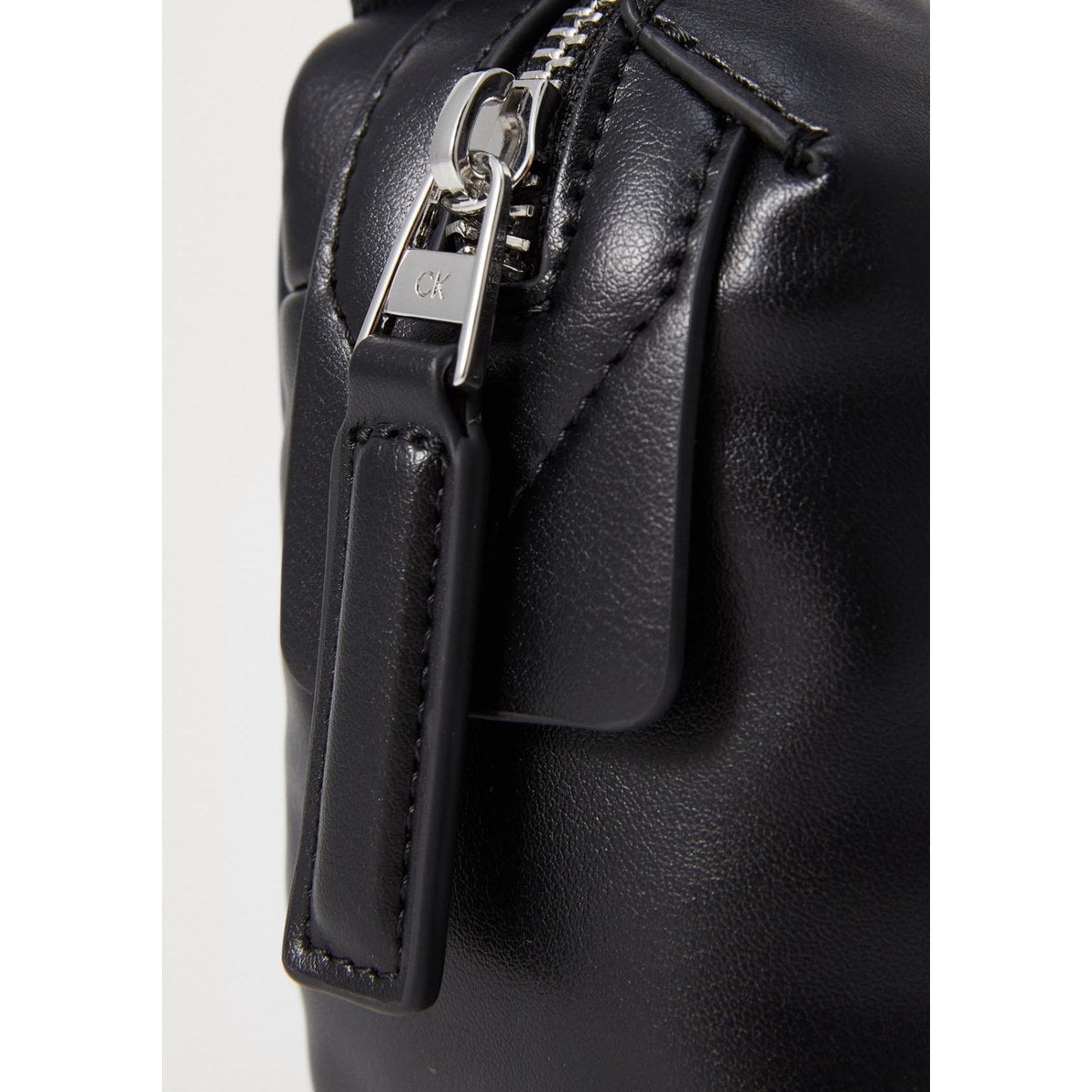Essential Logo Crossbody Bag – Black