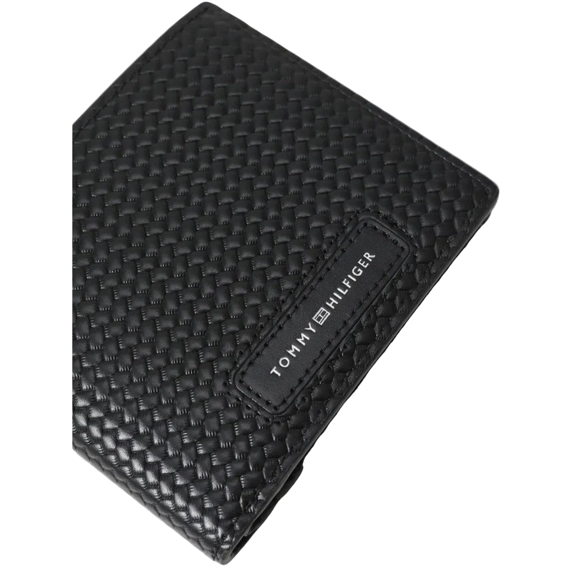 Textured Bifold Wallet with Coin Pocket – Black