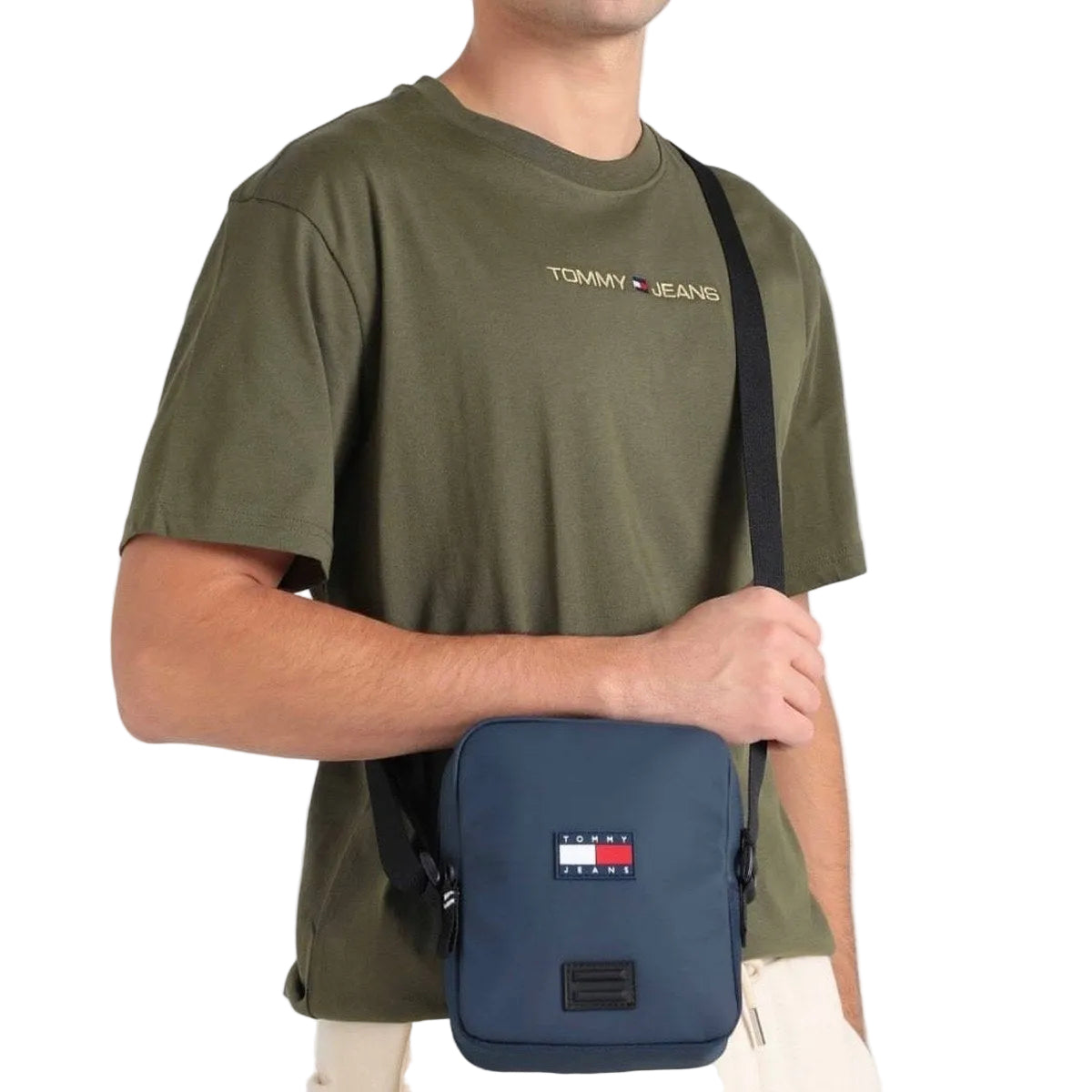 Essential Reporter Crossbody Bag – Navy