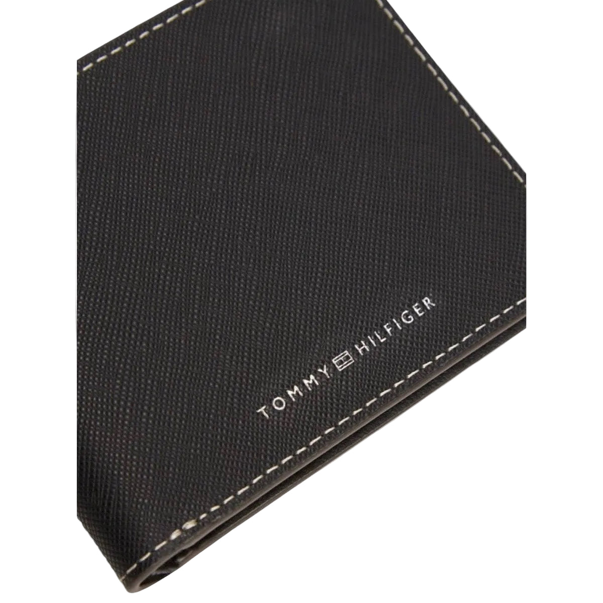 Textured Bifold Wallet – Black